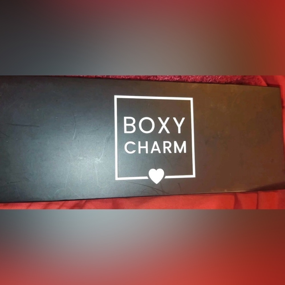 BoxyCharm - The Charmer Eyeshadow Pallet